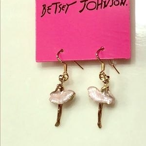 🌺 Ballerina Pink Gold Tone Earrings